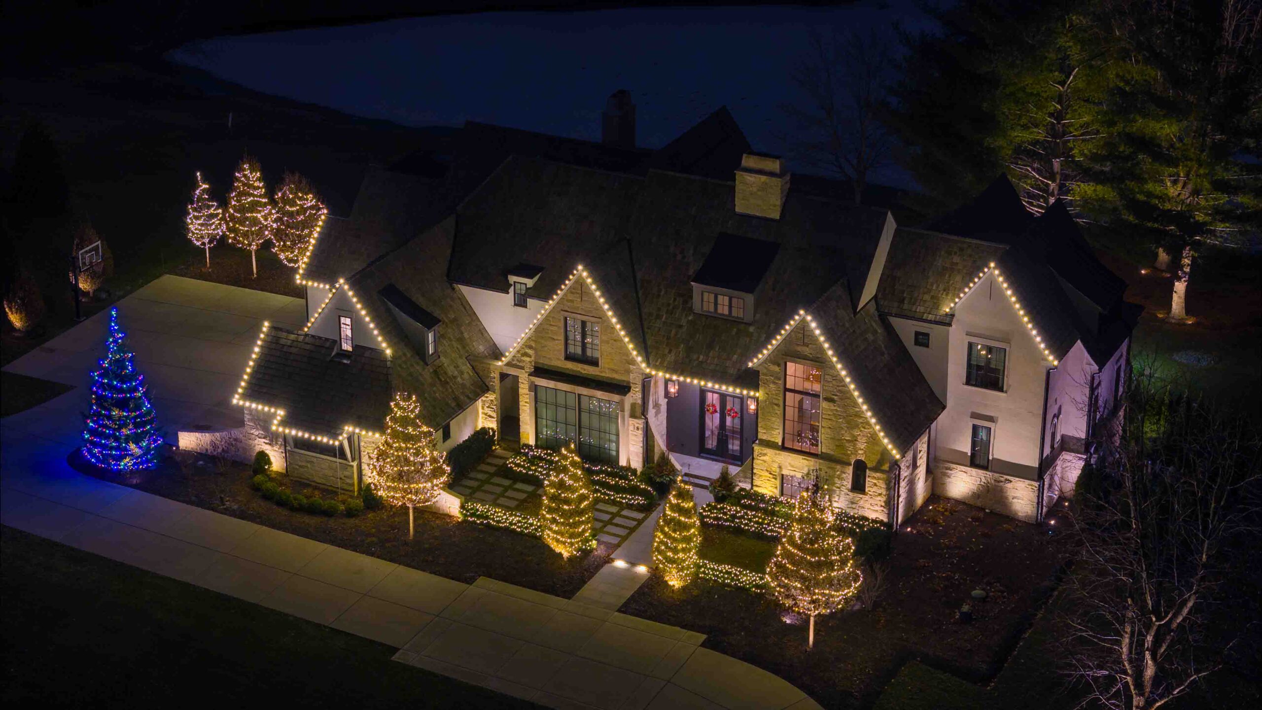 Barrington Hills Outdoor Lighting Solutions That Elevate Beauty, Safety & Property Value