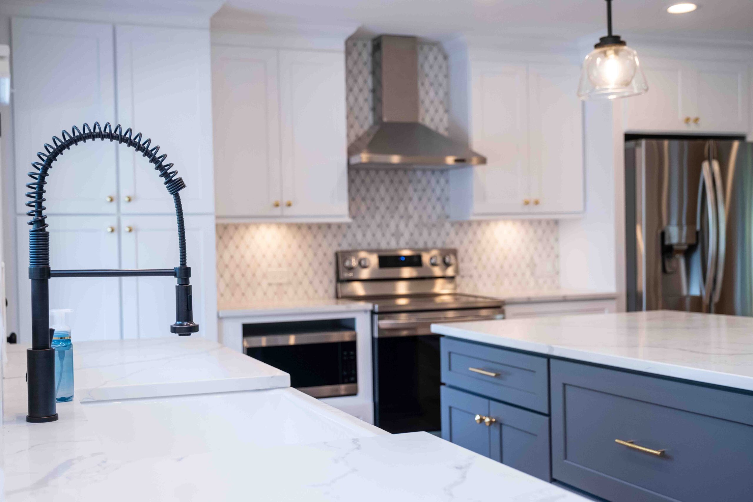 Custom kitchen remodel by A.M. Woodland in Chicagoland